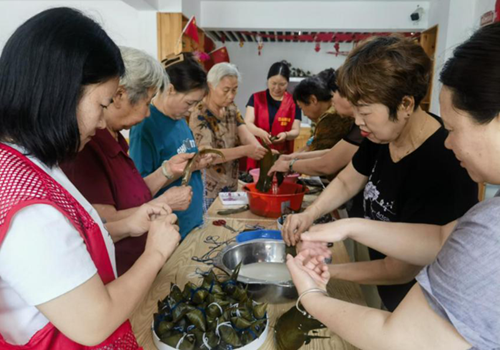 惠济区江山路街道：粽情飘香迎端午 网格和谐传温情