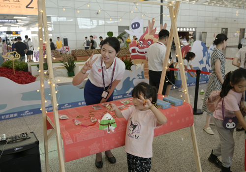 端午假期，郑州机场服务超21万名旅客顺畅抵离