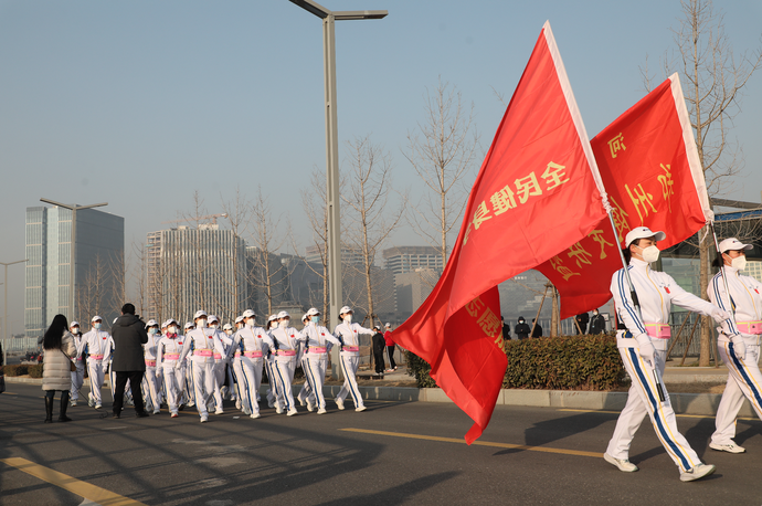 万人长跑喜迎新年 郑州市2023年迎新春长跑活动1月8日举行